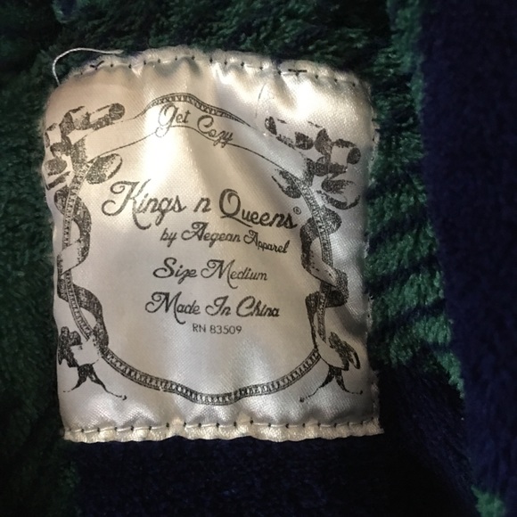 Boys Robe - Picture 2 of 5